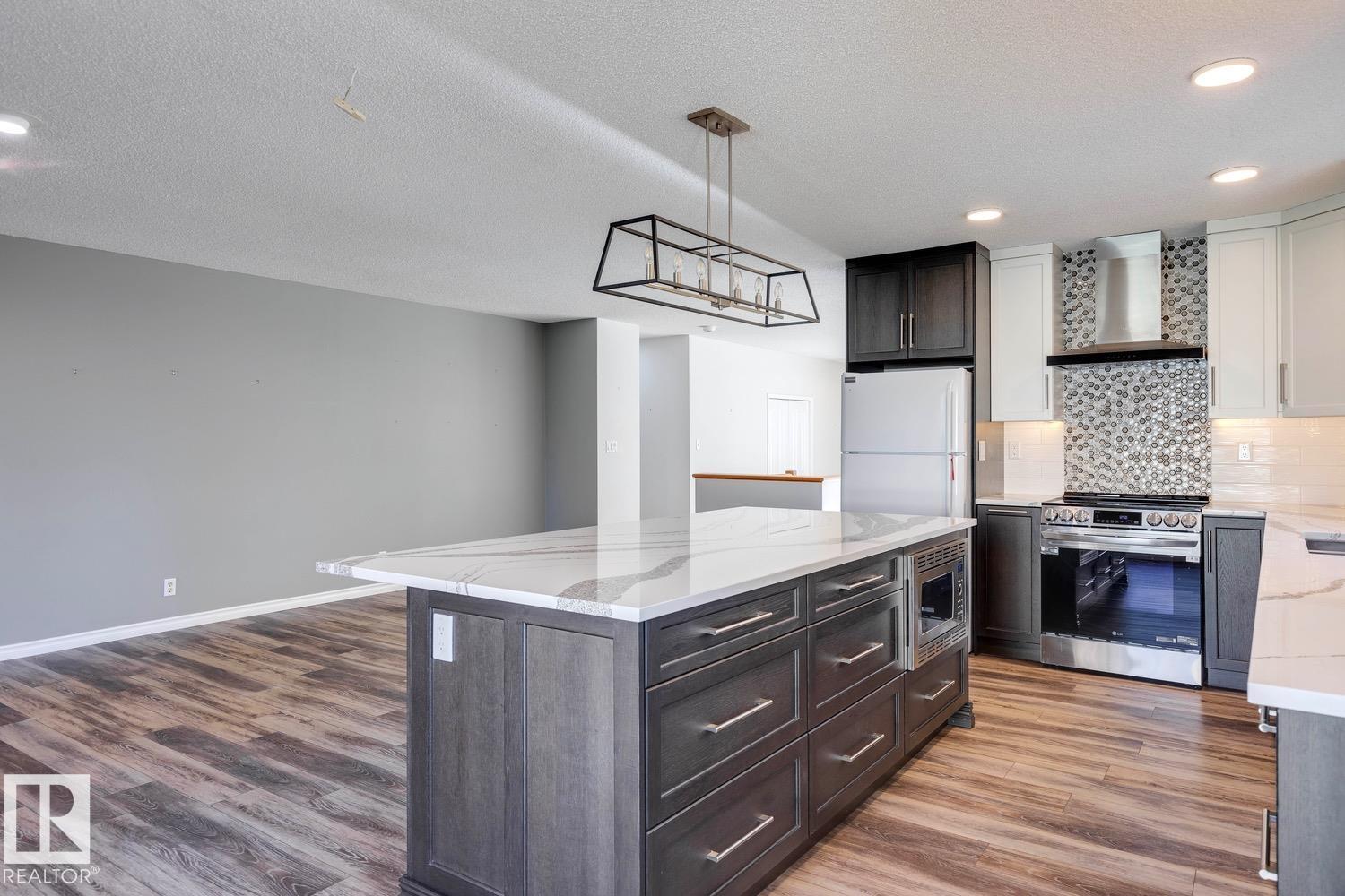 220 Heagle Cr Nw, Edmonton, Alberta  T6R 1V2 - Photo 6 - E4464793