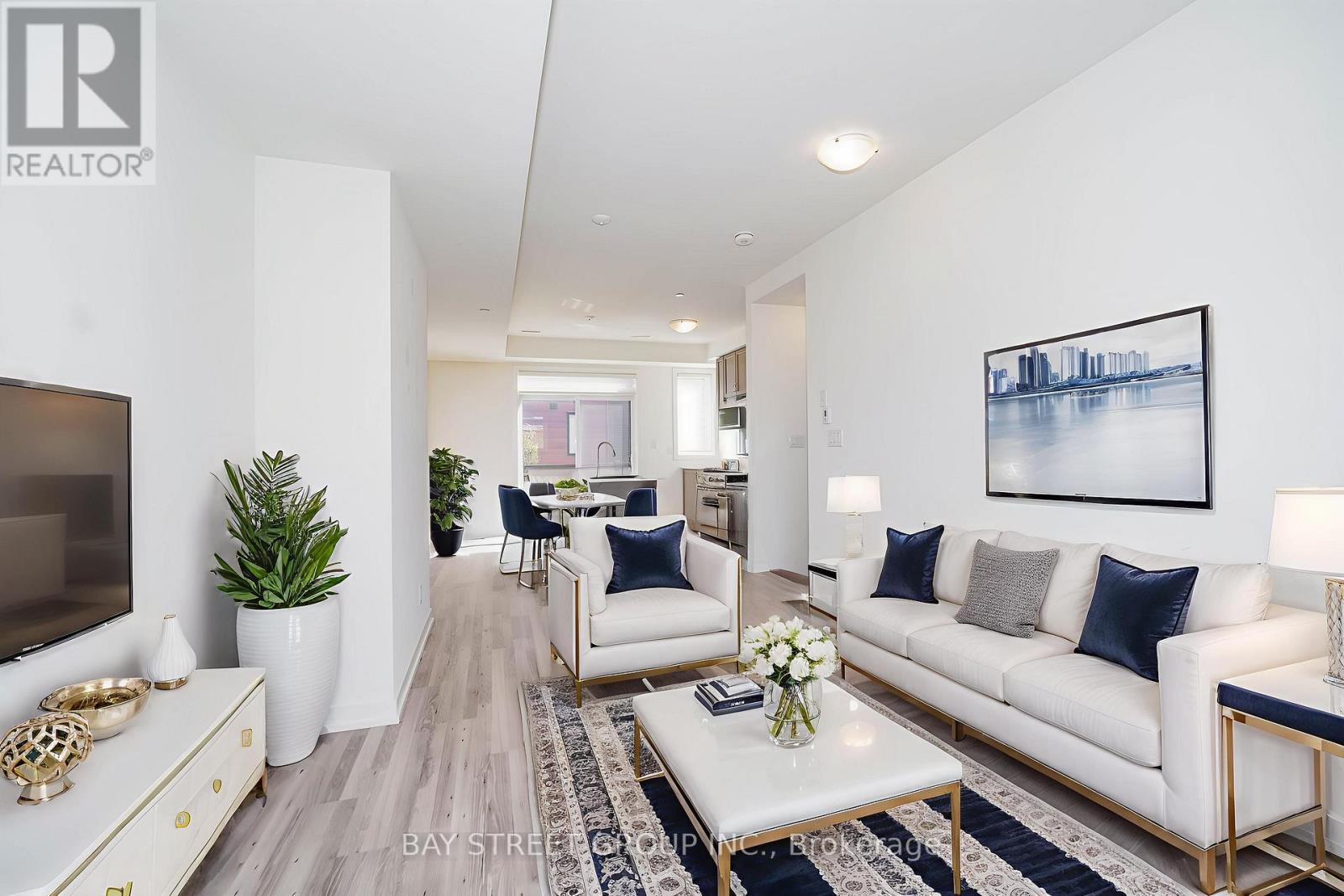 10 - 370 RED MAPLE ROAD, Richmond Hill, Ontario