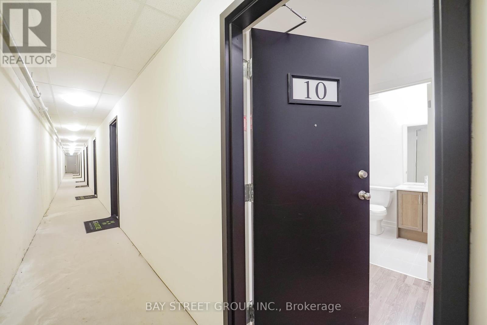 10 - 370 Red Maple Road, Richmond Hill, Ontario  L4C 5T4 - Photo 12 - N12446776