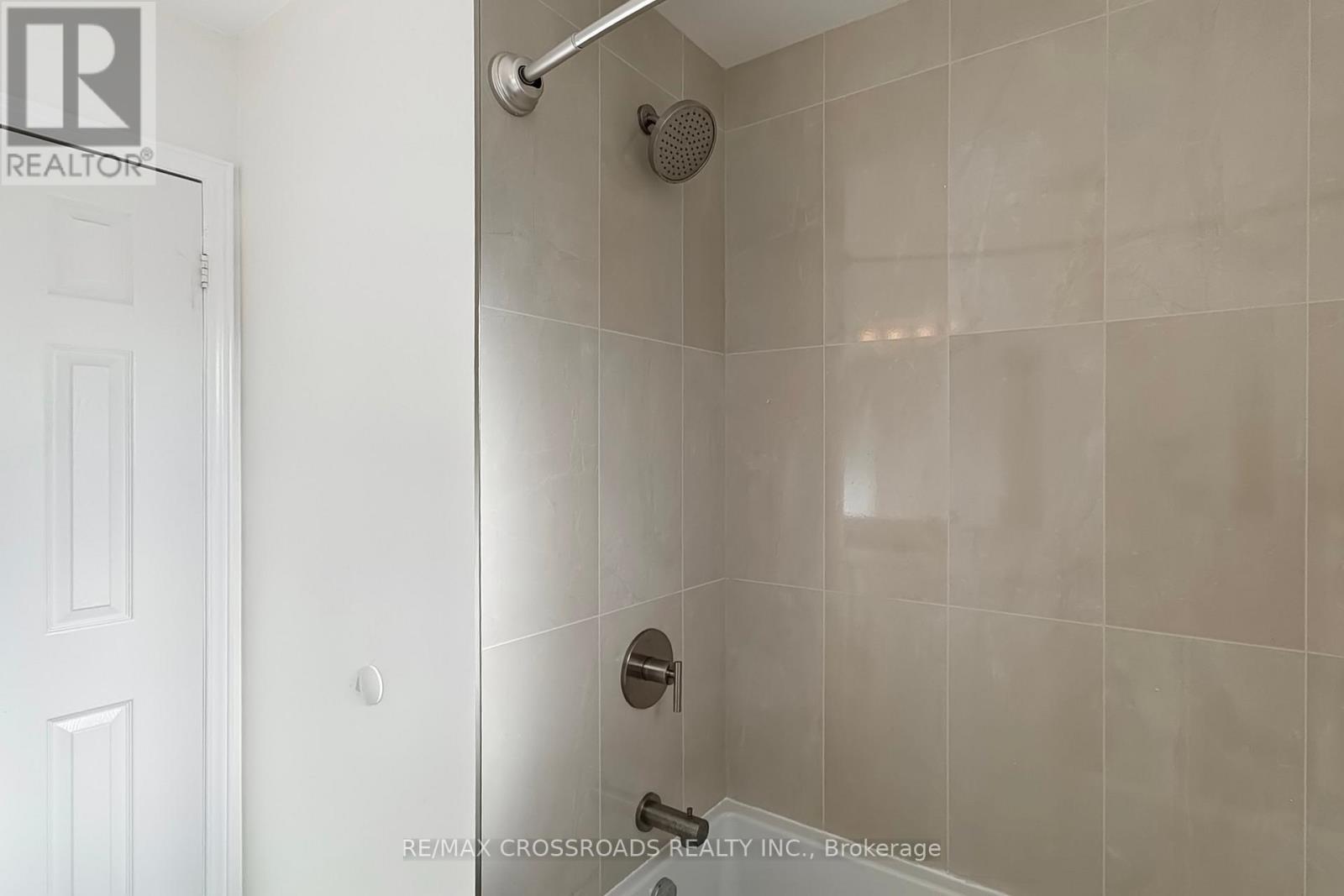 5424 Antrex Crescent, Mississauga, Ontario  L4Z 3T7 - Photo 32 - W12512316