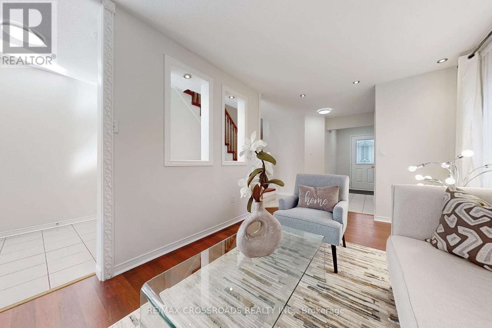 5424 Antrex Crescent, Mississauga, Ontario  L4Z 3T7 - Photo 5 - W12512316