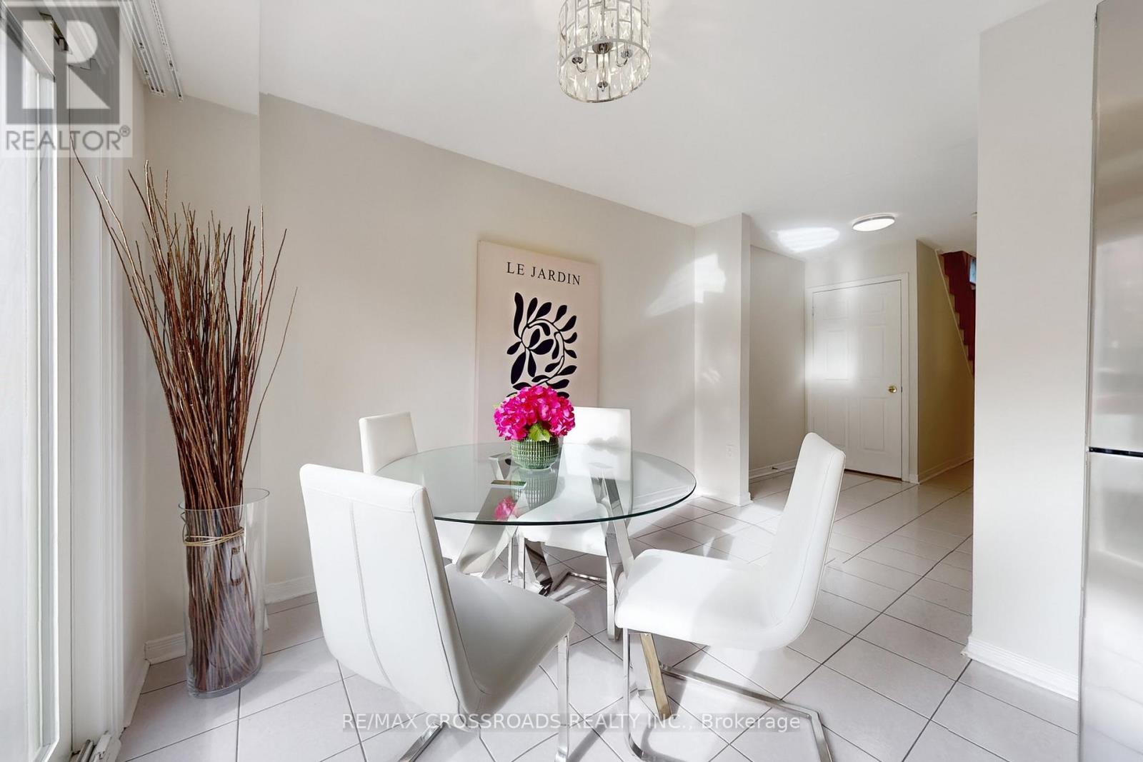 5424 Antrex Crescent, Mississauga, Ontario  L4Z 3T7 - Photo 9 - W12512316