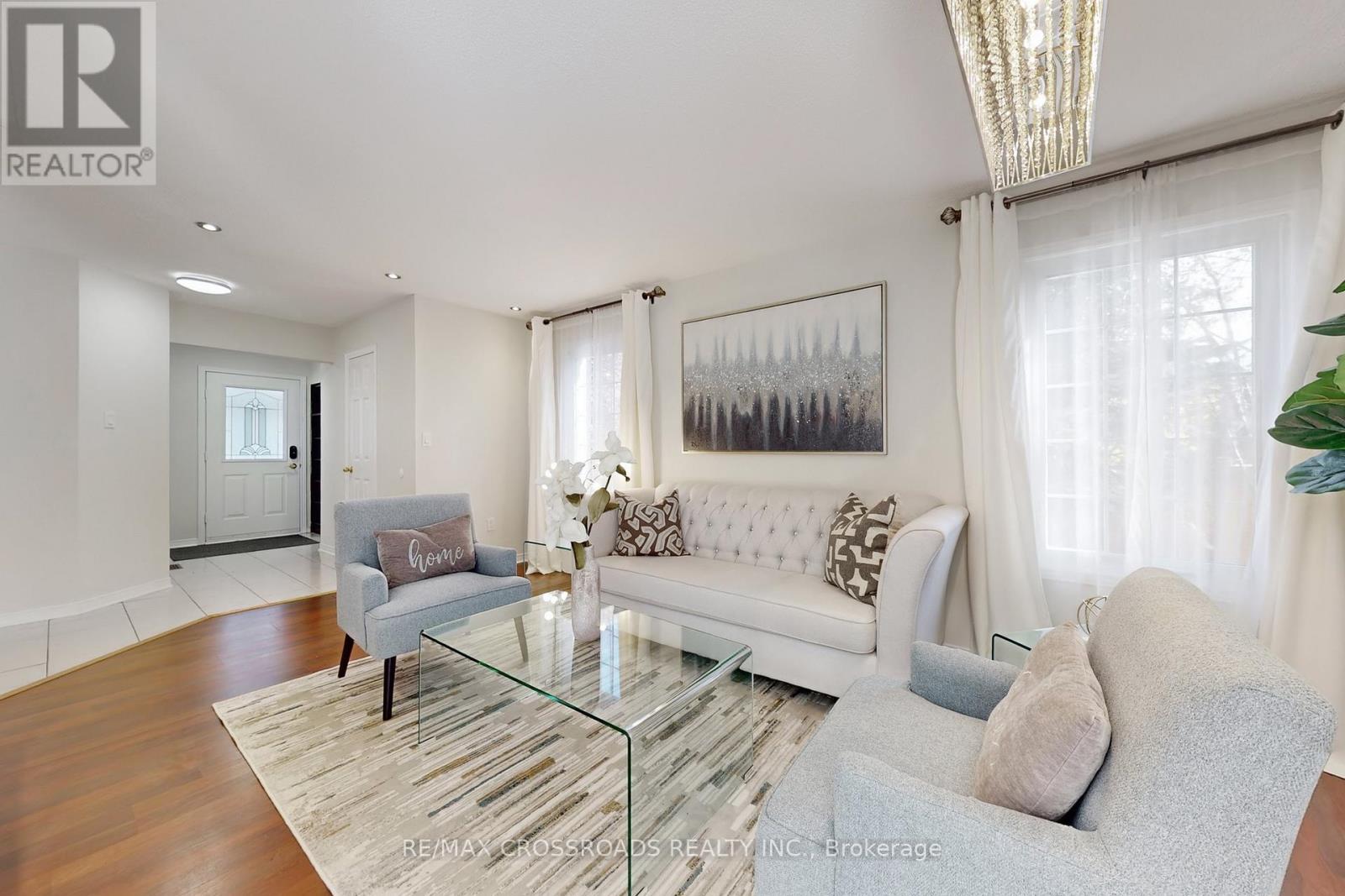 5424 Antrex Crescent, Mississauga, Ontario  L4Z 3T7 - Photo 4 - W12512316