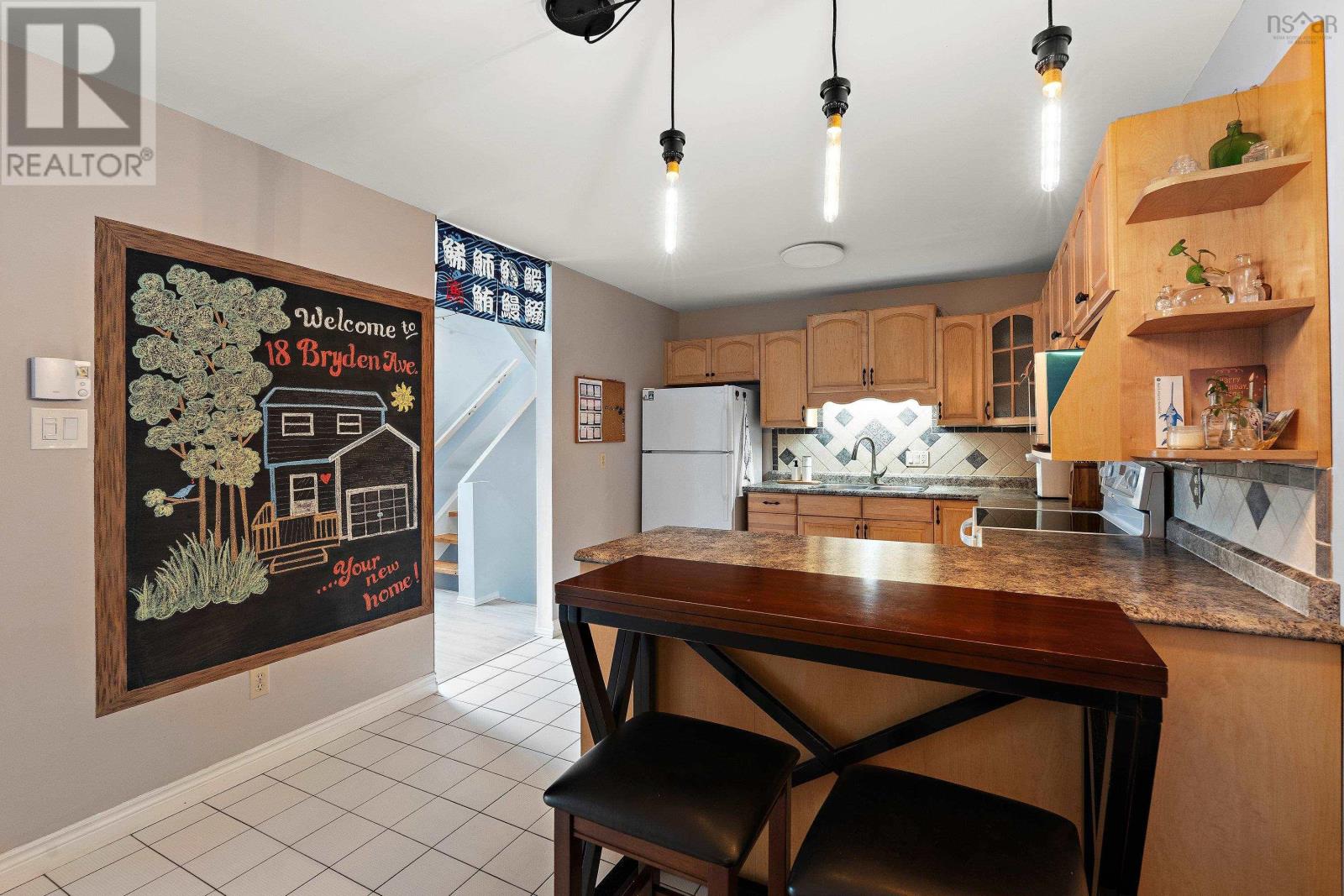 Property at 18 Bryden Avenue image 5