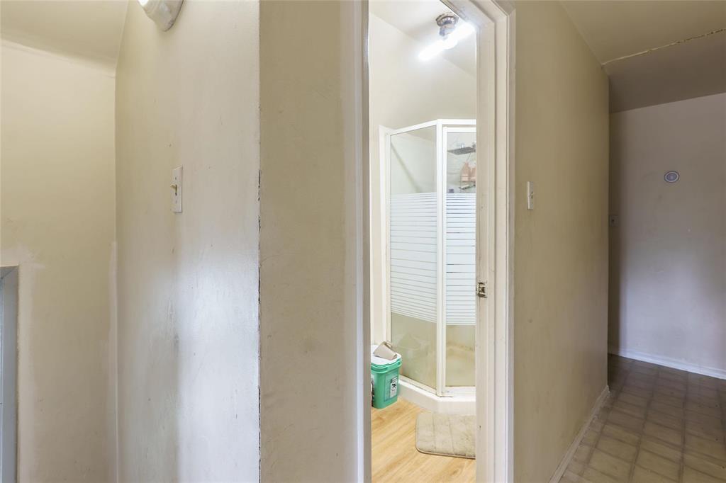 140 Barber Street, Winnipeg, Manitoba  R2W 3J7 - Photo 16 - 202527993