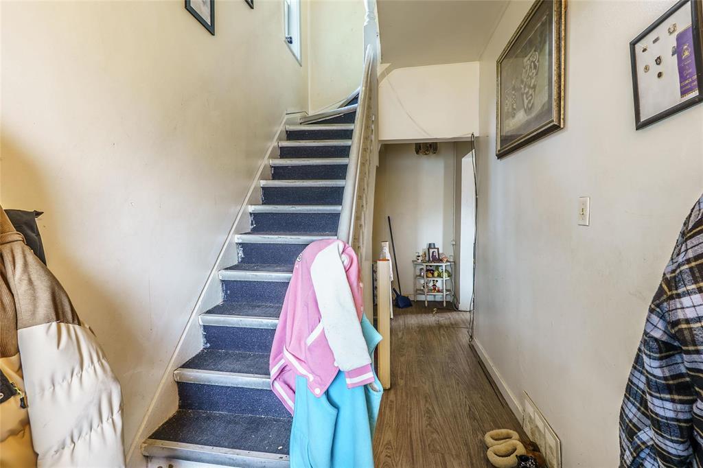 140 Barber Street, Winnipeg, Manitoba  R2W 3J7 - Photo 4 - 202527993