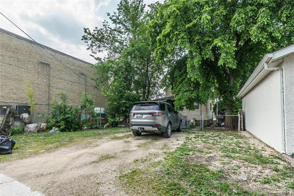 140 Barber Street, Winnipeg, Manitoba  R2W 3J7 - Photo 41 - 202527993