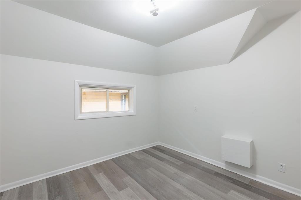 212 Austin Street N, Winnipeg, Manitoba  R2W 3M6 - Photo 17 - 202527994