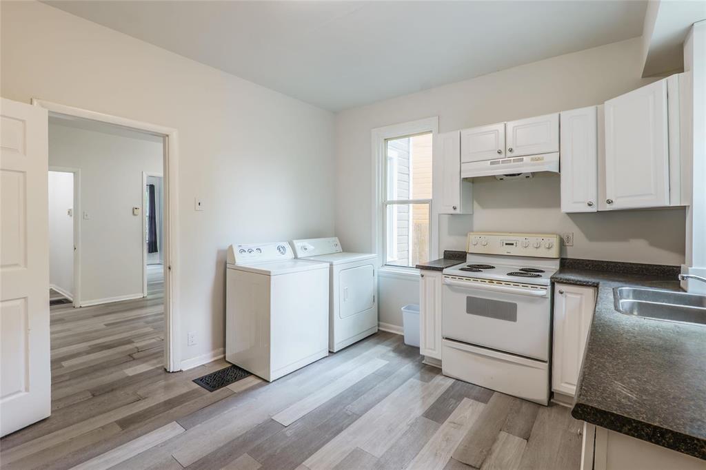 212 Austin Street N, Winnipeg, Manitoba  R2W 3M6 - Photo 9 - 202527994