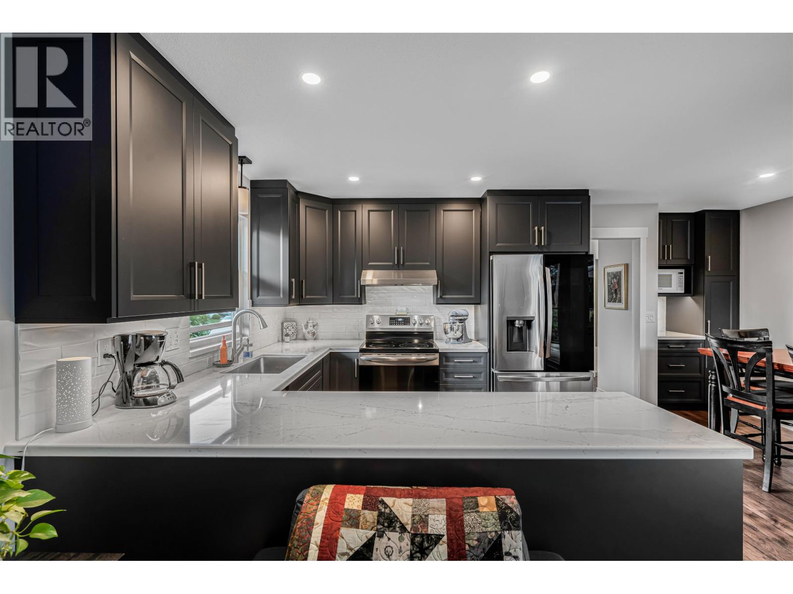 21180 River Road, Maple Ridge, British Columbia V2X 2A4 - Photo 15 - R3063854