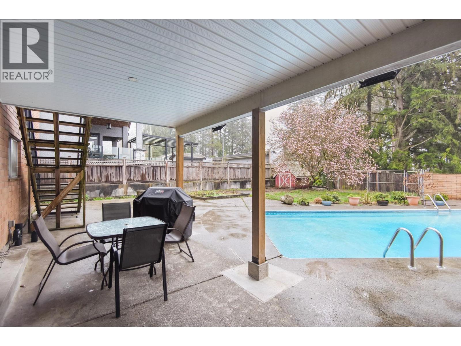 220 N Grosvenor Avenue, Burnaby, British Columbia  V5B 1J4 - Photo 31 - R3063848