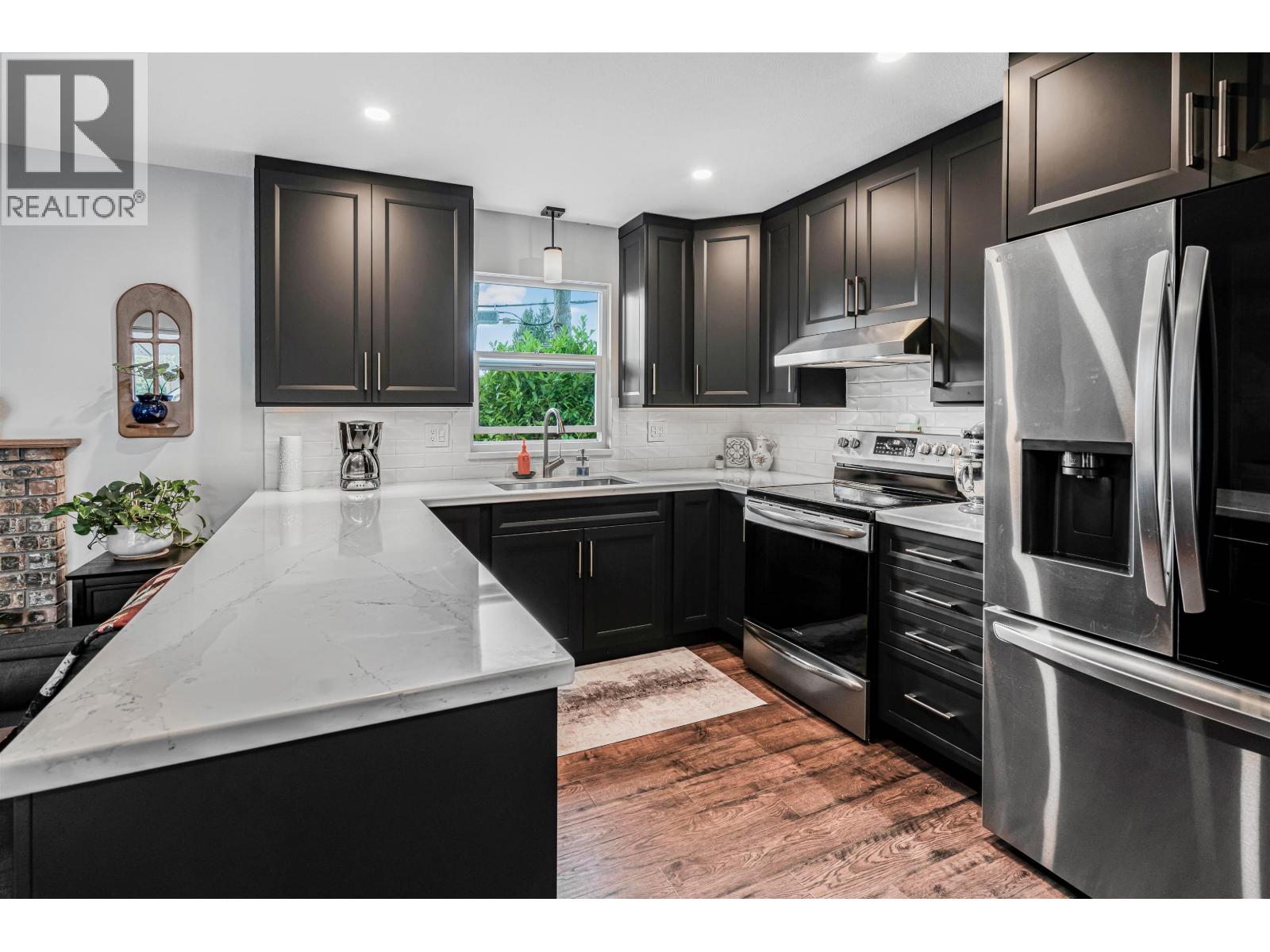 21180 River Road, Maple Ridge, British Columbia V2X 2A4 - Photo 14 - R3063854