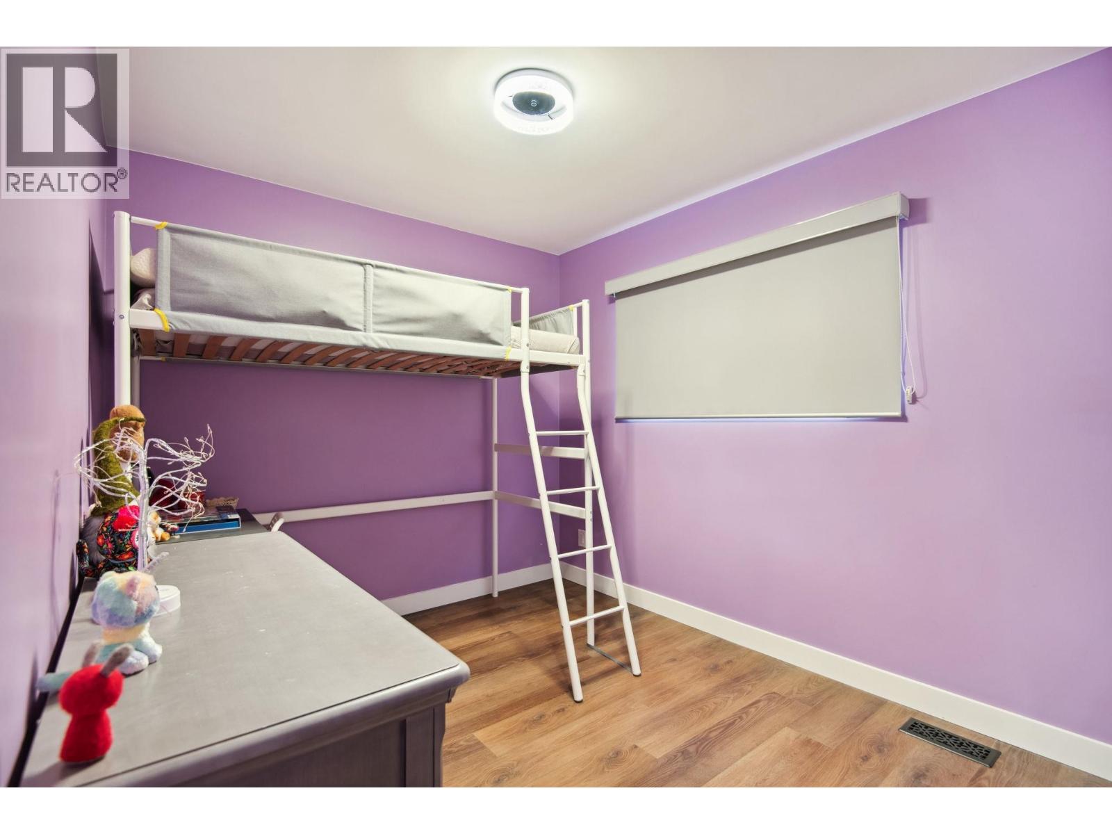 220 N Grosvenor Avenue, Burnaby, British Columbia  V5B 1J4 - Photo 16 - R3063848