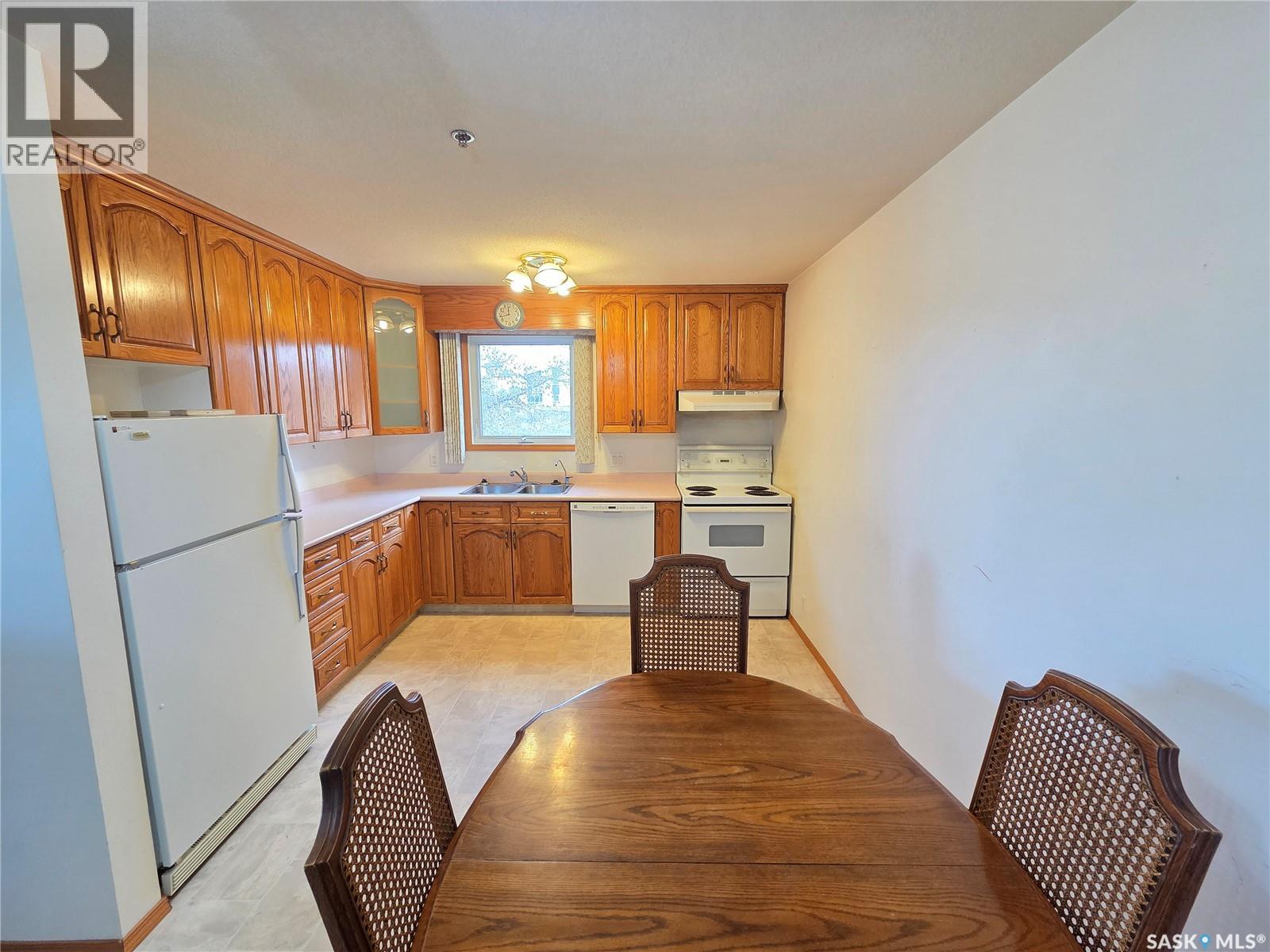 106 - 605 3rd Avenue Ne, Moose Jaw, Saskatchewan  S6H 0L6 - Photo 6 - SK022491