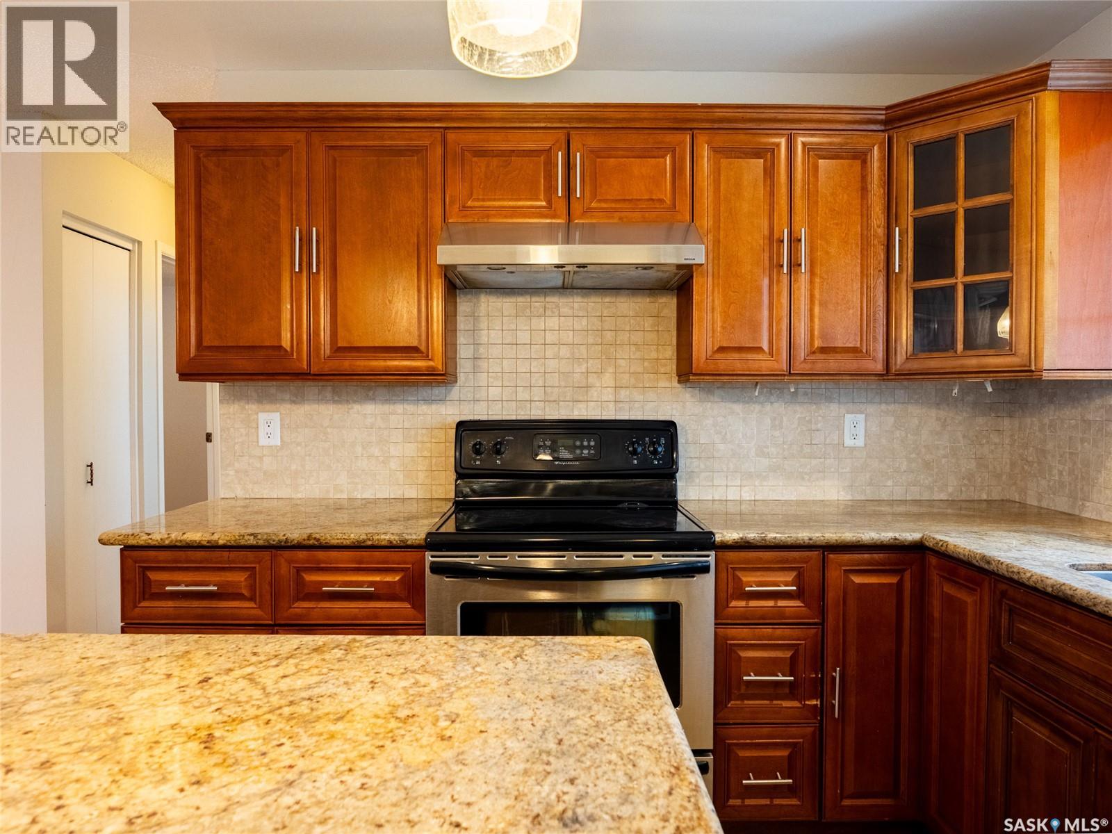 70 Read Avenue, Regina, Saskatchewan  S4T 6P8 - Photo 5 - SK022461