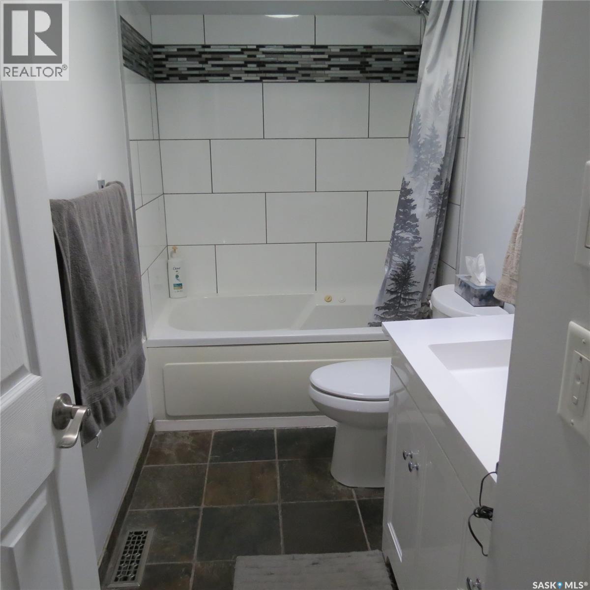 5931 Gibbings Bay, Regina, Saskatchewan  S4X 4B3 - Photo 19 - SK022436