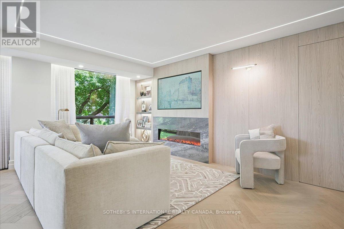 301 - 449 Walmer Road, Toronto, Ontario  M5P 2X9 - Photo 10 - C12313348