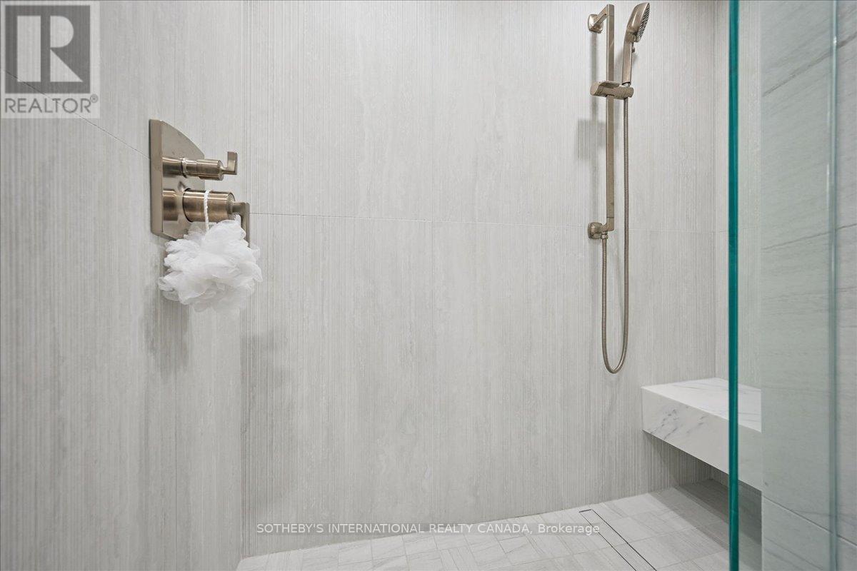 301 - 449 Walmer Road, Toronto, Ontario  M5P 2X9 - Photo 21 - C12313348