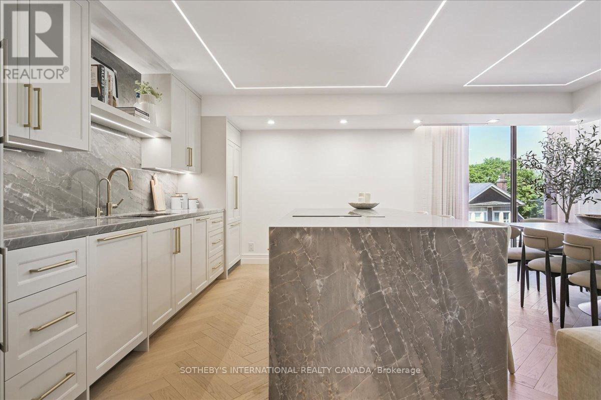 301 - 449 Walmer Road, Toronto, Ontario  M5P 2X9 - Photo 11 - C12313348