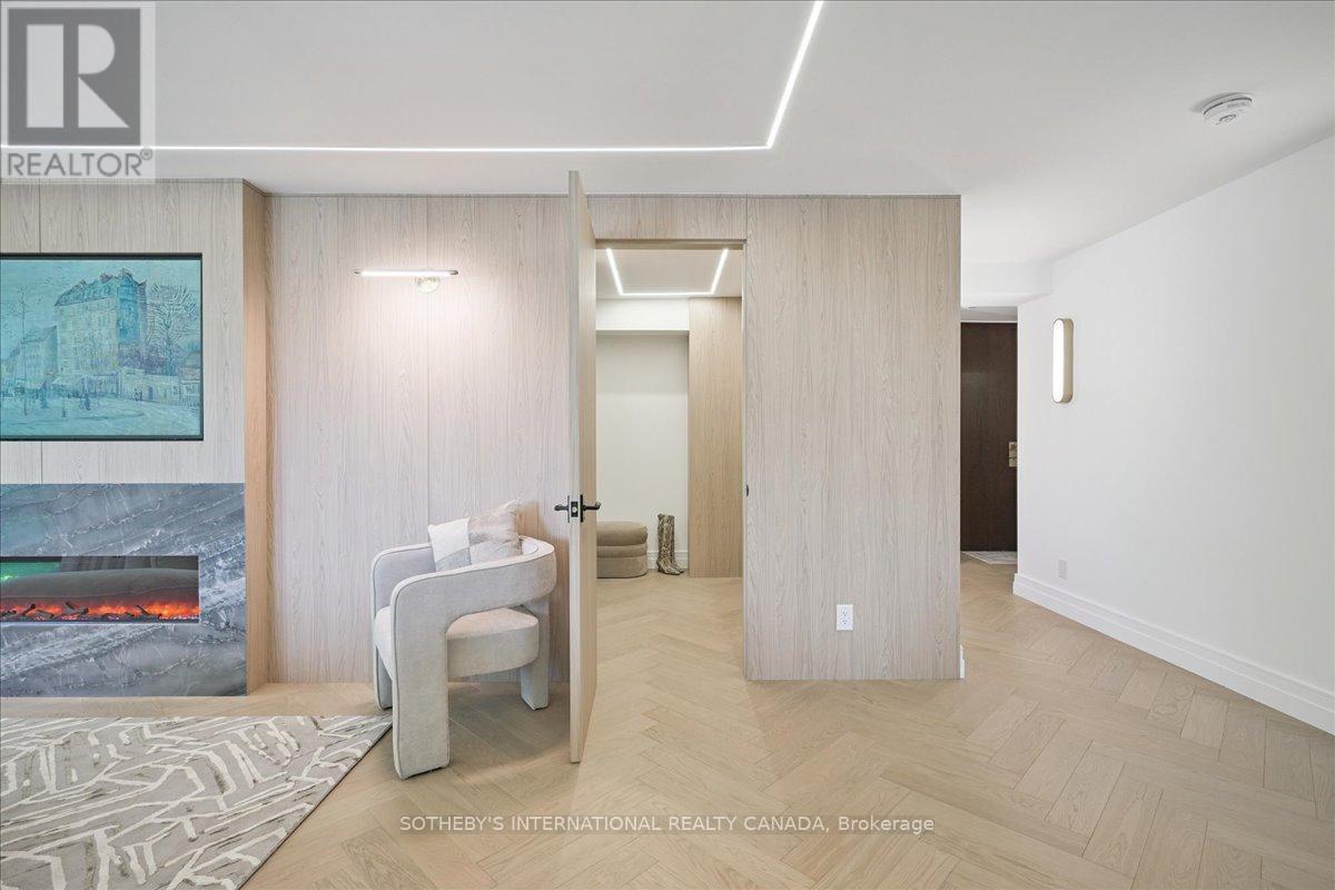 301 - 449 Walmer Road, Toronto, Ontario  M5P 2X9 - Photo 23 - C12313348