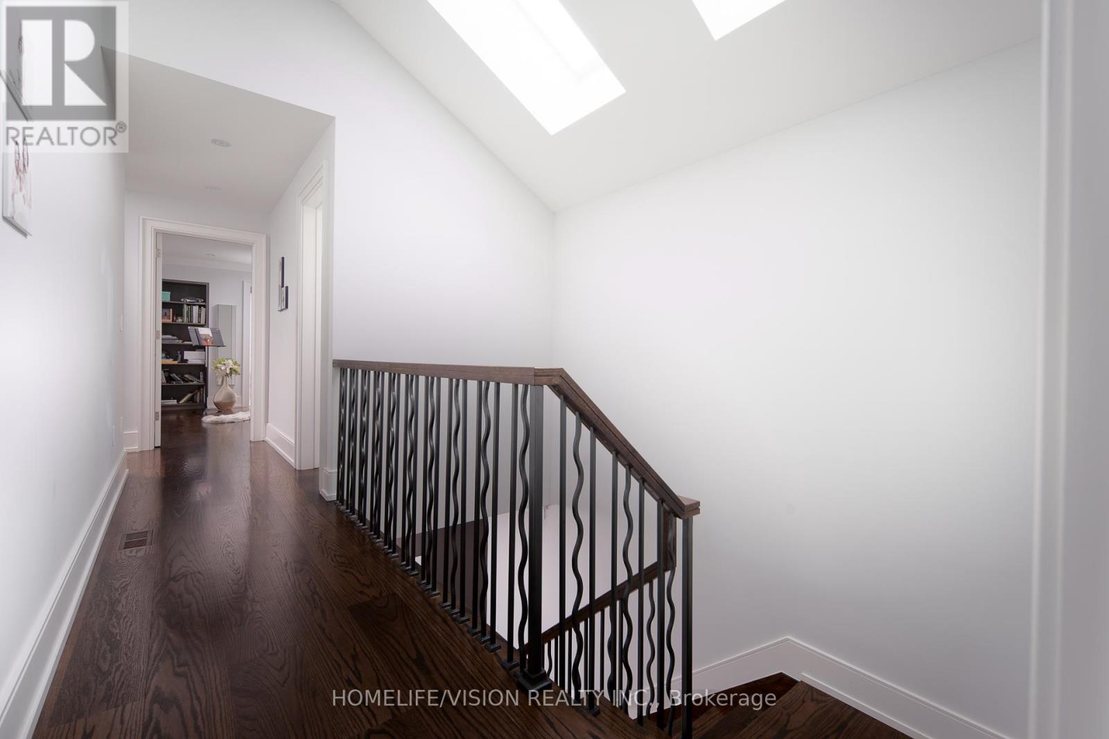 378 Manor Road E, Toronto, Ontario M4S 1S2 - Photo 13 - C12461383