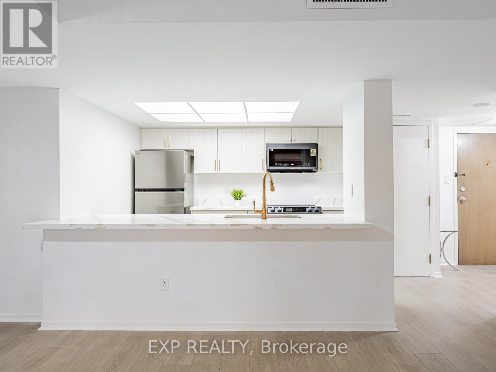 2908 - 1001 Bay Street, Toronto, Ontario  M5S 3A6 - Photo 8 - C12481902