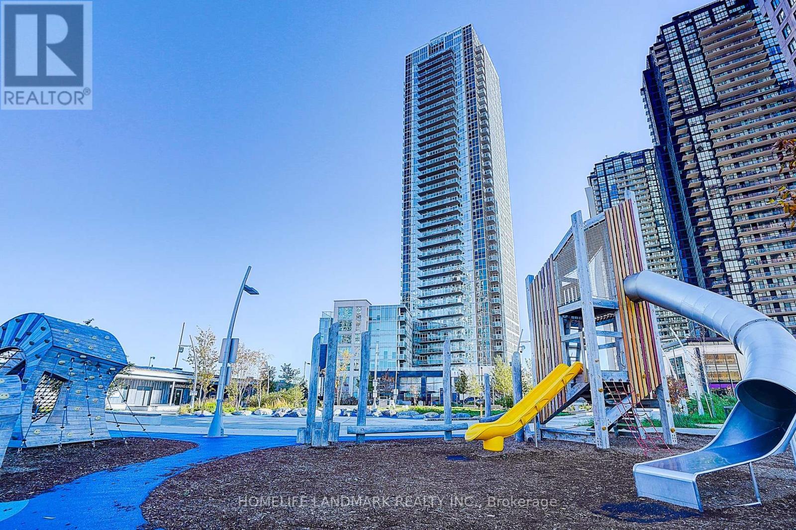 1804 - 2916 Highway 7, Vaughan, Ontario L4K 0K6 - Photo 2 - N12445640