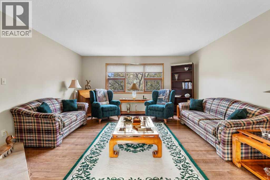 45 Ravenscrag Crescent N, Norglenwold, Alberta  T4S 1S5 - Photo 8 - A2268280