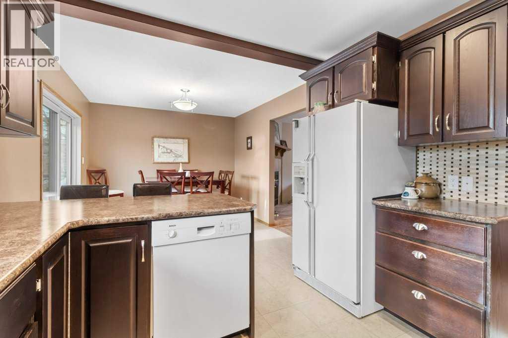 45 Ravenscrag Crescent N, Norglenwold, Alberta  T4S 1S5 - Photo 13 - A2268280