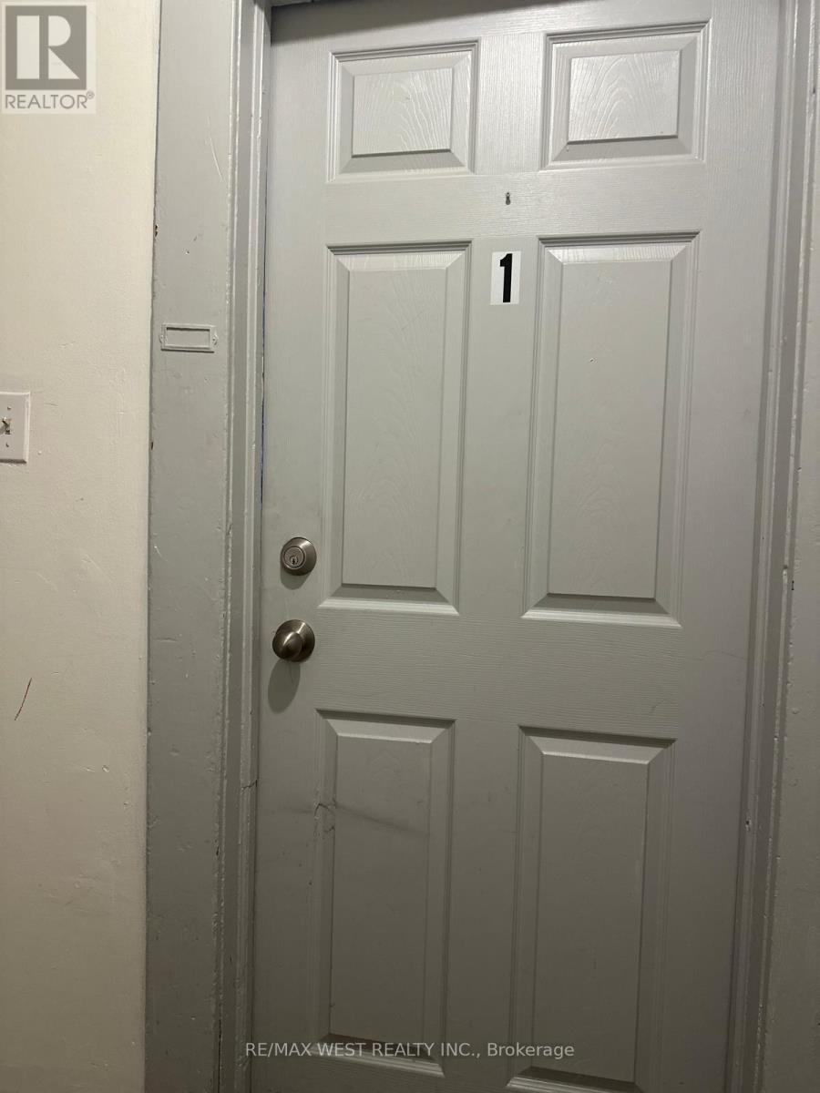 1 - 324 Harbord Street, Toronto, Ontario  M6G 1M1 - Photo 2 - C12513062