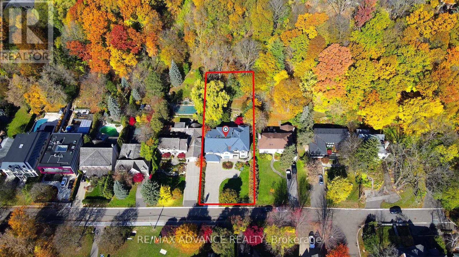 32 BROOKFIELD ROAD, Toronto, Ontario