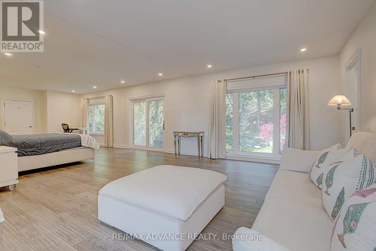 32 Brookfield Road, Toronto, Ontario  M2P 1A9 - Photo 31 - C12513112