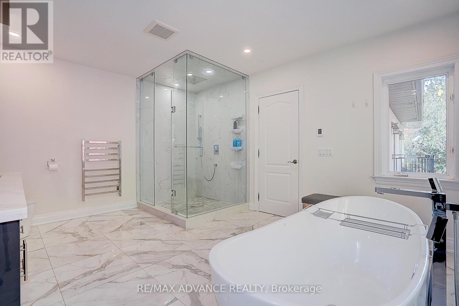 32 Brookfield Road, Toronto, Ontario  M2P 1A9 - Photo 36 - C12513112