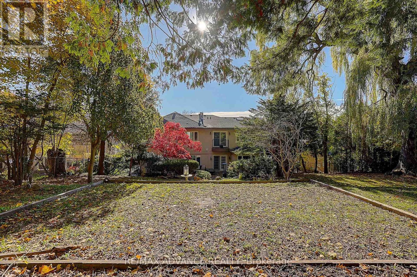 32 Brookfield Road, Toronto, Ontario  M2P 1A9 - Photo 47 - C12513112