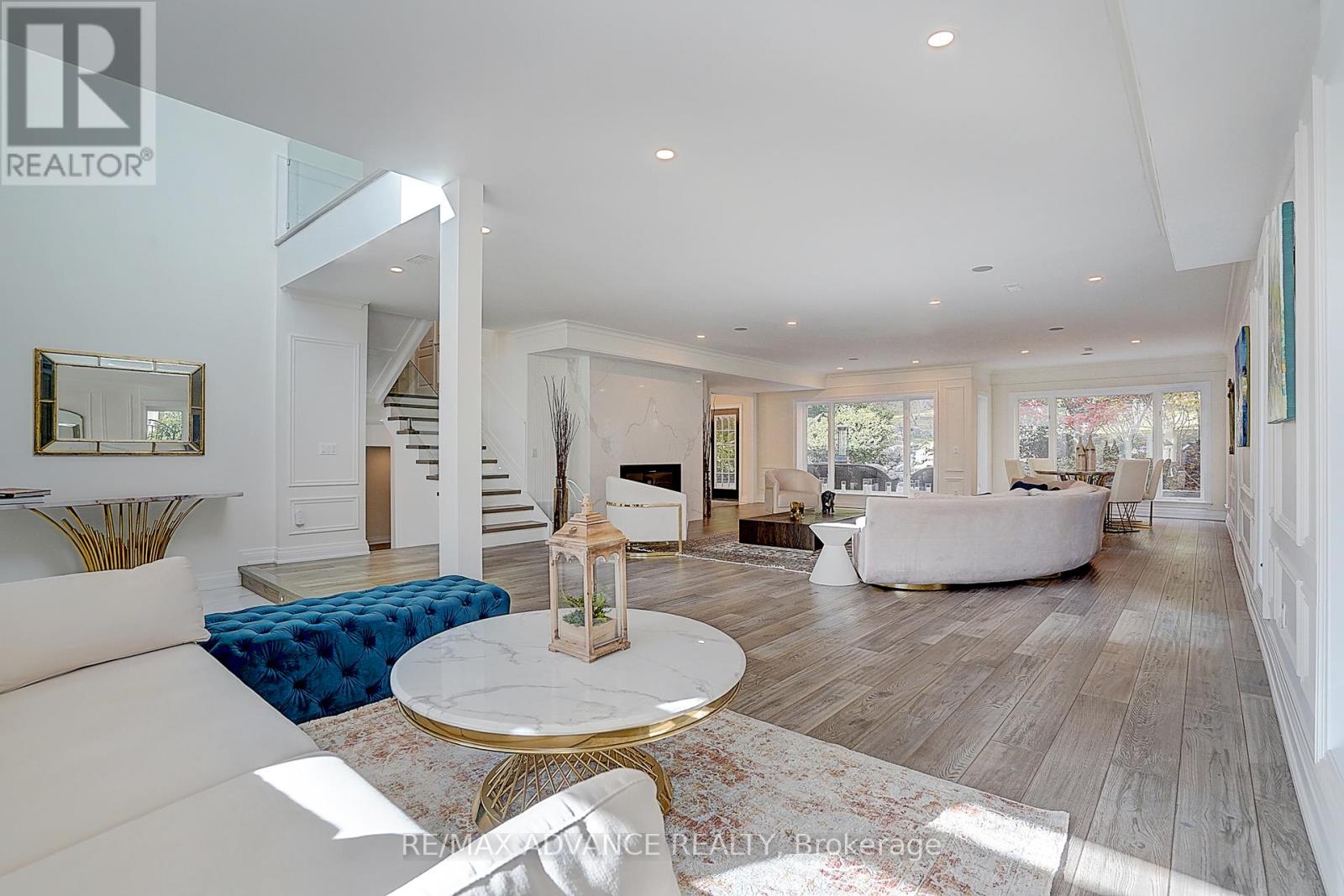 32 Brookfield Road, Toronto, Ontario  M2P 1A9 - Photo 7 - C12513112