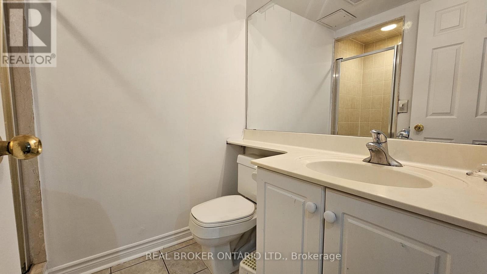 1516 - 7 Lorraine Drive, Toronto, Ontario  M2N 2E3 - Photo 17 - C12513132