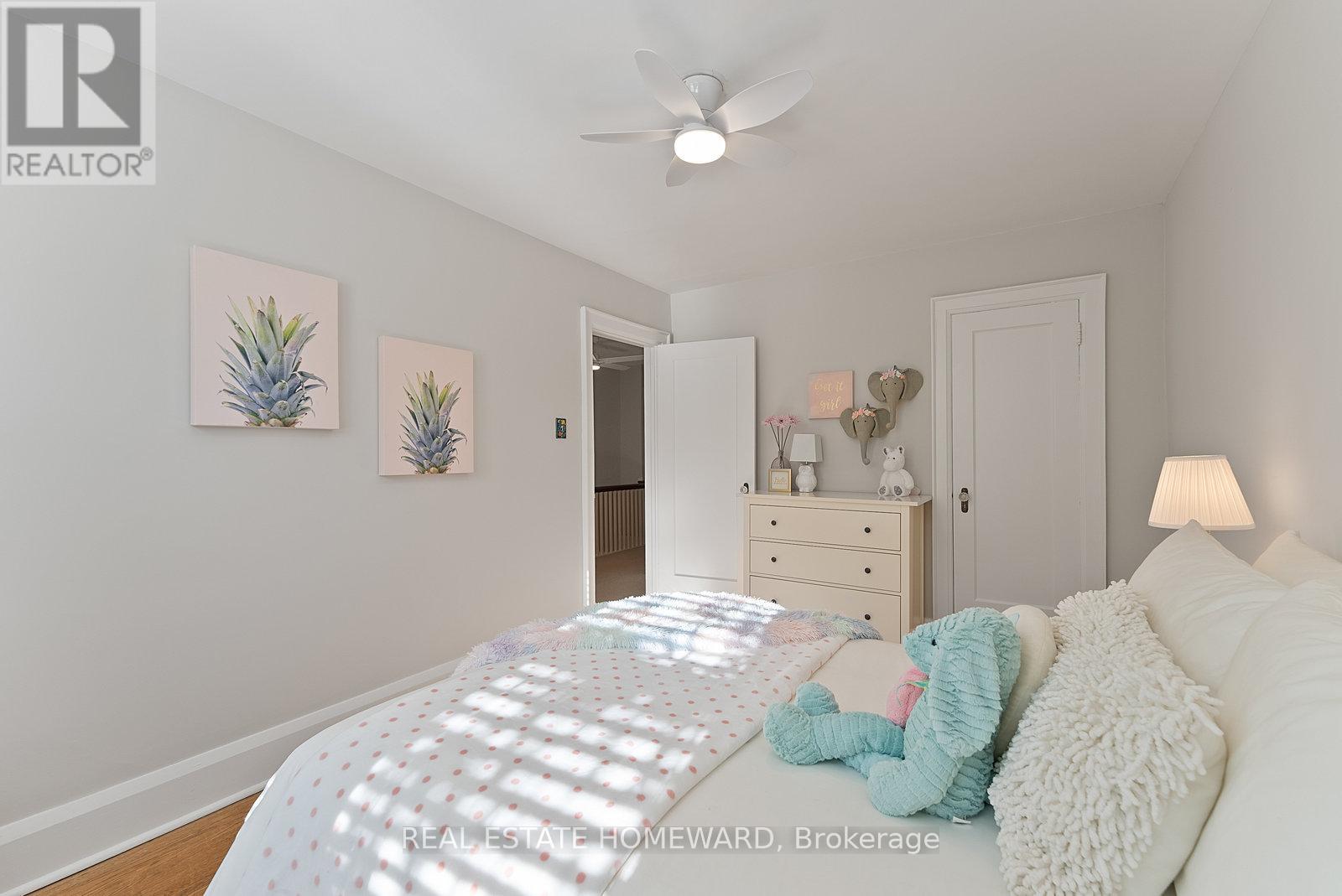 287 St Germain Avenue, Toronto, Ontario  M5M 1W4 - Photo 24 - C12513142