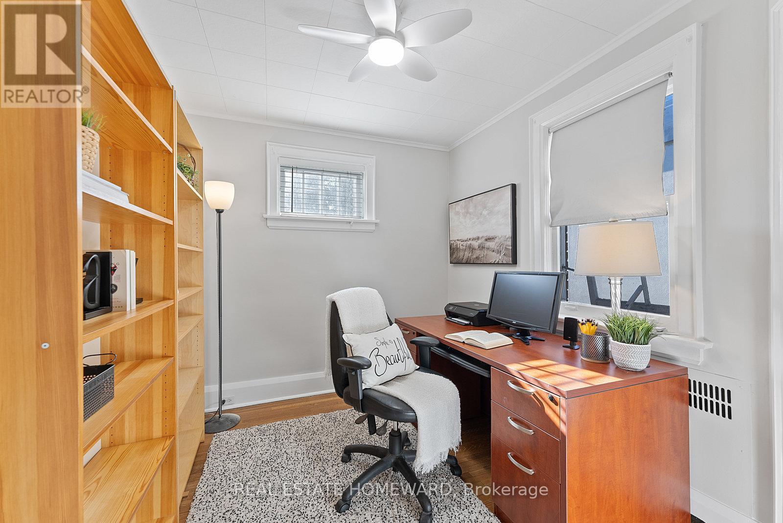 287 St Germain Avenue, Toronto, Ontario  M5M 1W4 - Photo 25 - C12513142