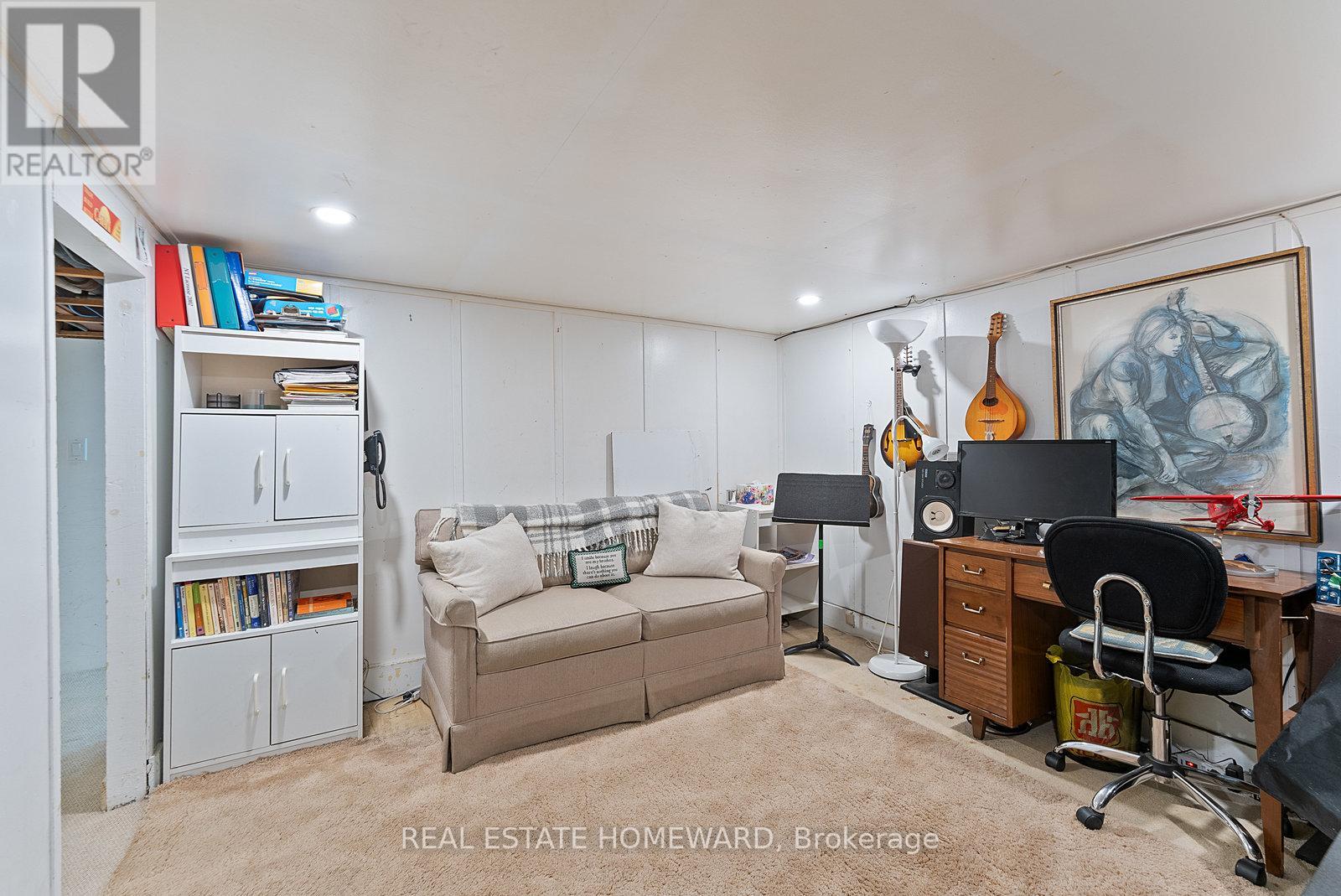 287 St Germain Avenue, Toronto, Ontario  M5M 1W4 - Photo 31 - C12513142