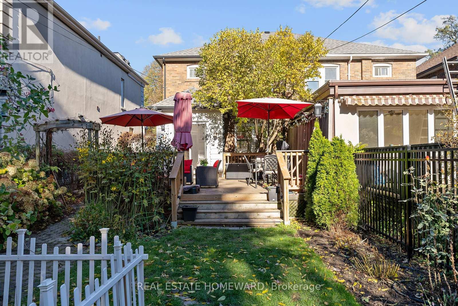 287 St Germain Avenue, Toronto, Ontario  M5M 1W4 - Photo 37 - C12513142