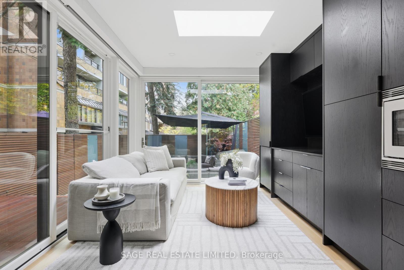 166 Cottingham Street, Toronto, Ontario  M4V 1C3 - Photo 12 - C12513146