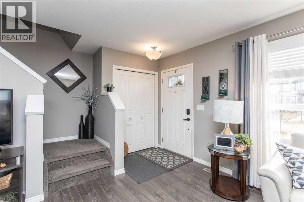 42 Arlen Close, Blackfalds, Alberta  T4M 0N2 - Photo 2 - A2268310