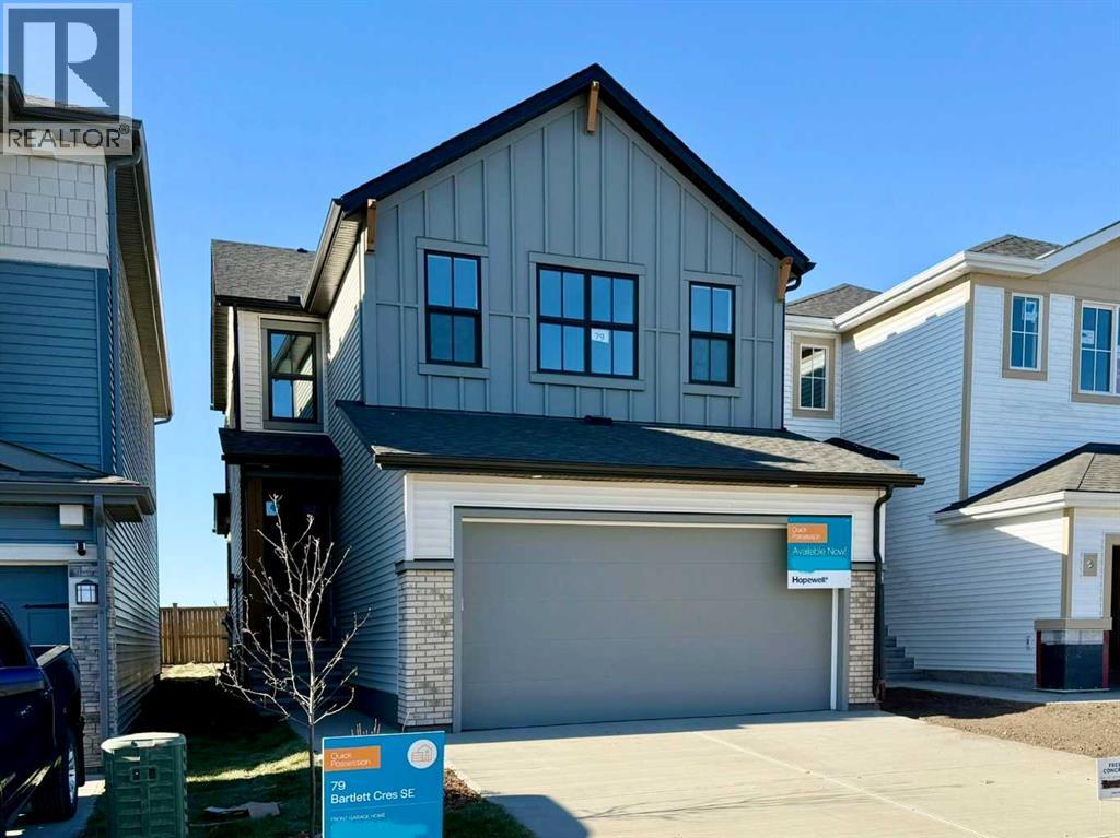 Property at 79 Bartlett Crescent SE image 2