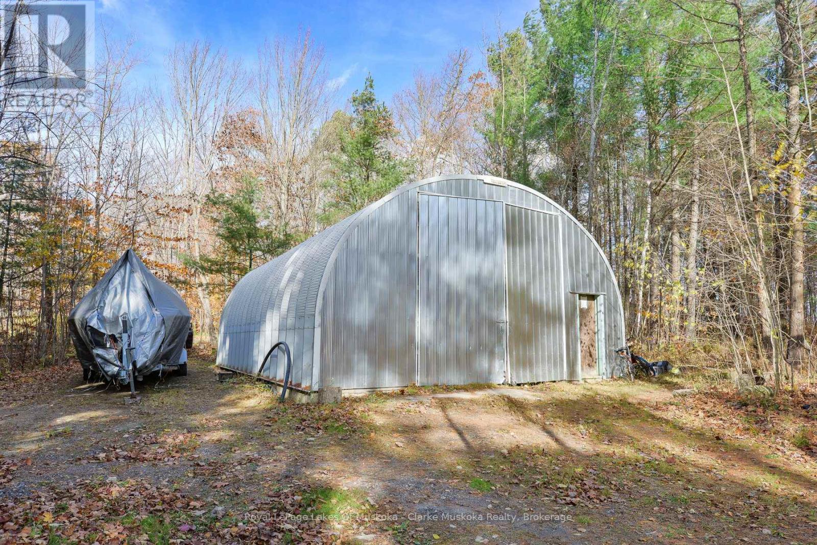 2026 Peninsula Road, Muskoka Lakes, Ontario P0B 1G0 - Photo 11 - X12513288