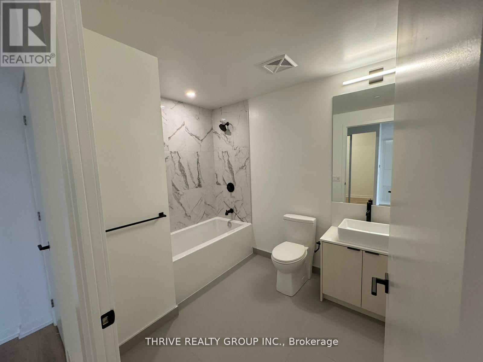 2307 - 10 Graphophone Grove, Toronto, Ontario  M6H 0E5 - Photo 3 - W12513308