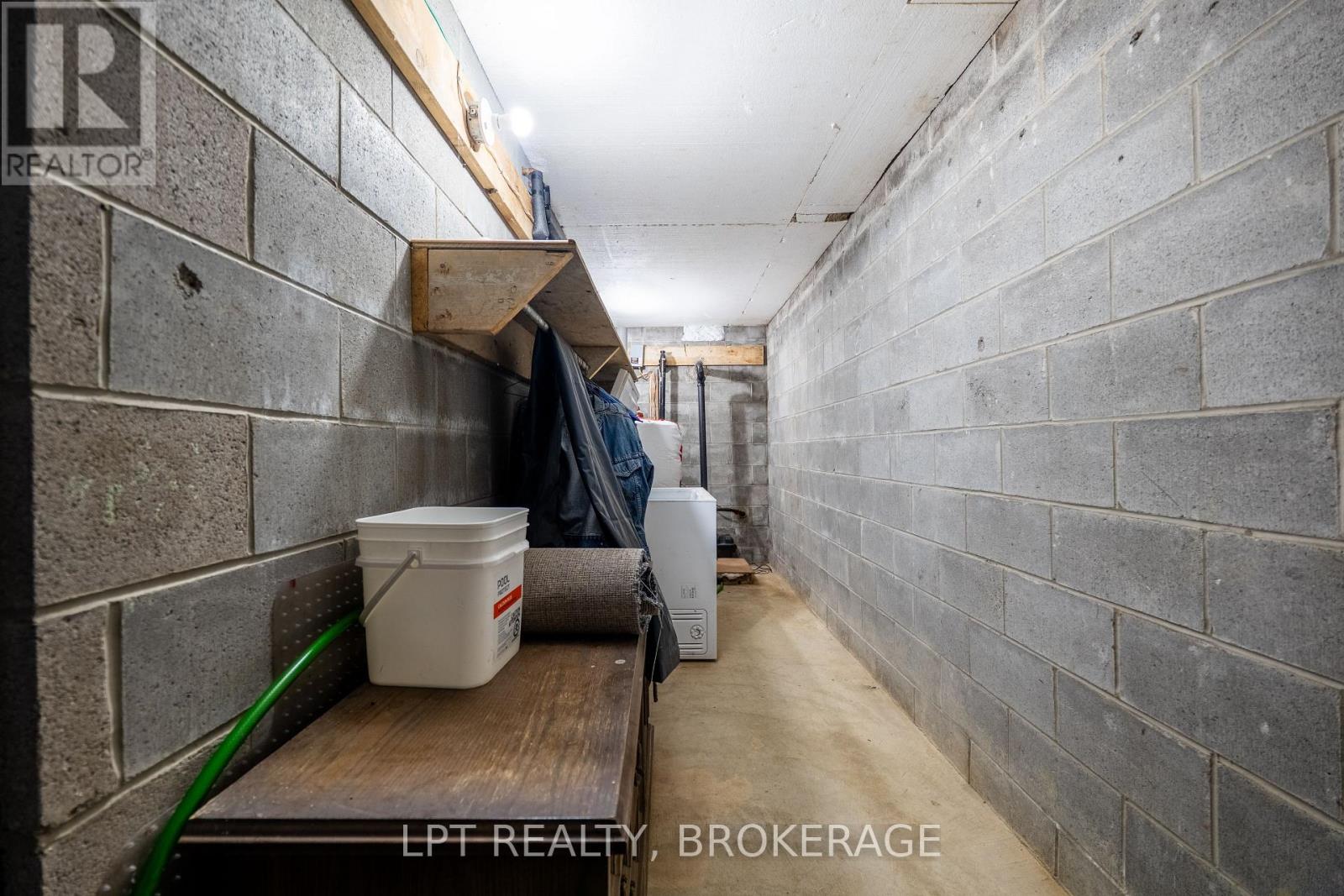 2202 Sands Road, Frontenac (Frontenac South), Ontario  K0H 1H0 - Photo 23 - X12513408