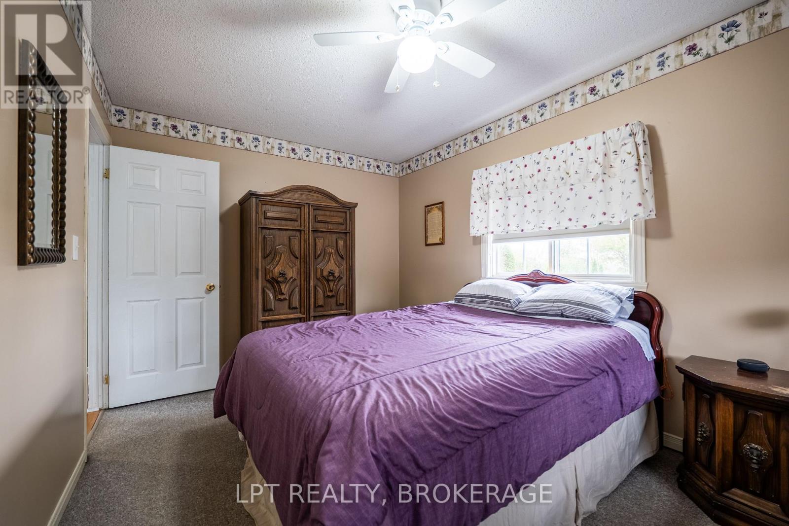 2202 Sands Road, Frontenac (Frontenac South), Ontario  K0H 1H0 - Photo 25 - X12513408