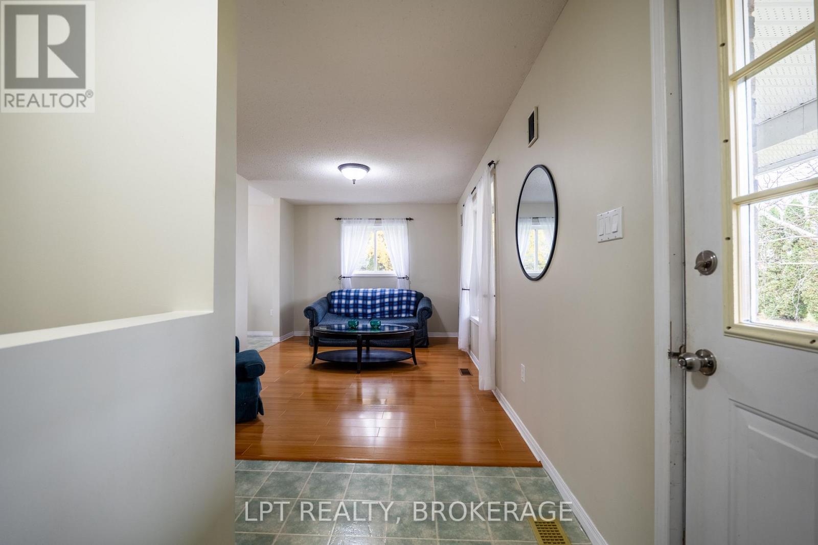 2202 Sands Road, Frontenac (Frontenac South), Ontario  K0H 1H0 - Photo 8 - X12513408