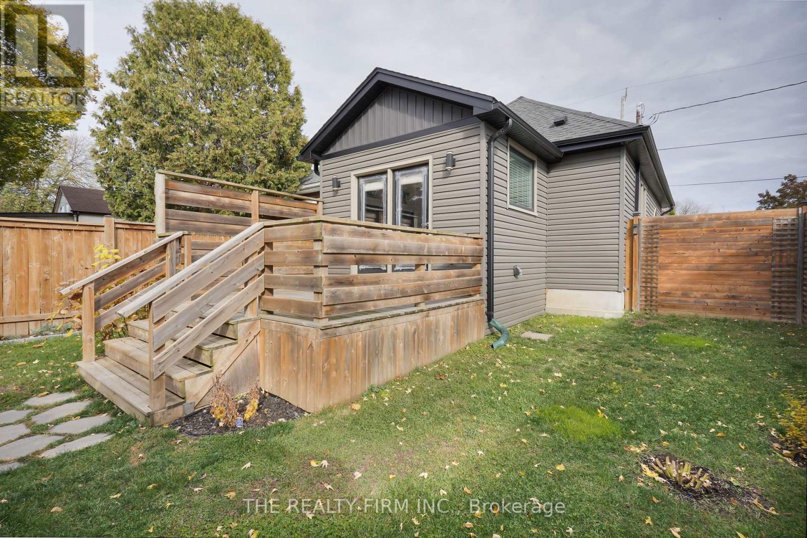 145 Brisbin Street, London East, Ontario N5Z 2M2 - Photo 34 - X12513168