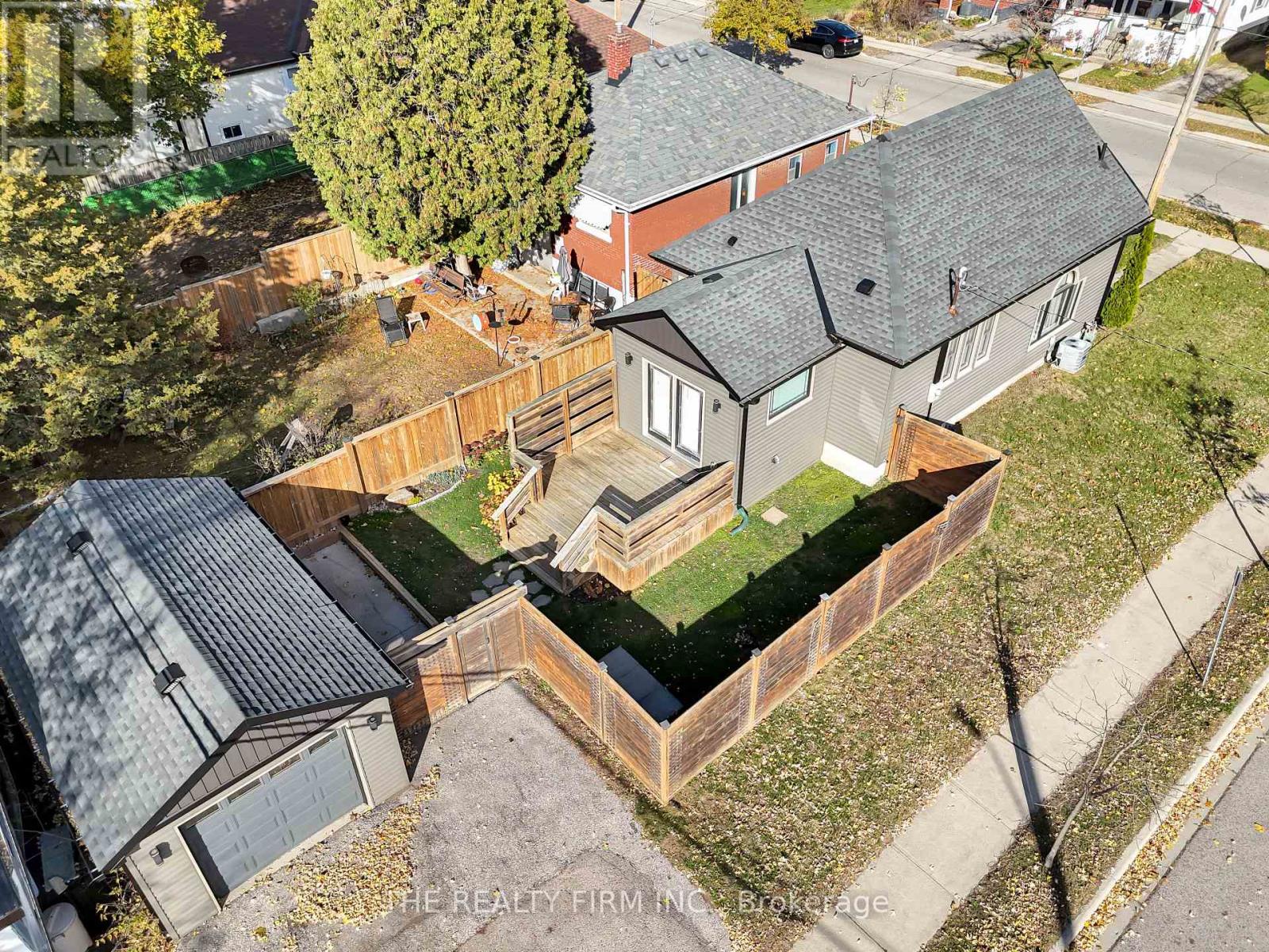 145 Brisbin Street, London East, Ontario N5Z 2M2 - Photo 39 - X12513168